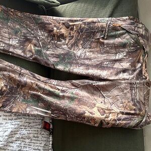 Realtree Camouflage Outdoor Pants